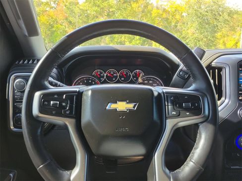 Used 2021 Chevrolet Silverado 1500 LT image 26