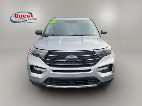 Used 2023 Ford Explorer XLT w/ Equipment Group 202A AWD/4WD image 8