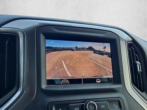 Used 2025 GMC Sierra 2500 Pro AWD/4WD image 11