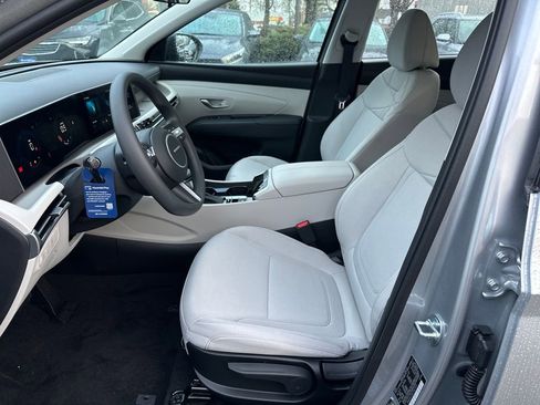 New 2026 Hyundai Tucson SE image 12