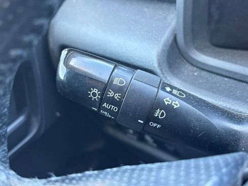 Used 2013 Toyota 4Runner Limited w/ Convenience Pkg AWD/4WD image 19