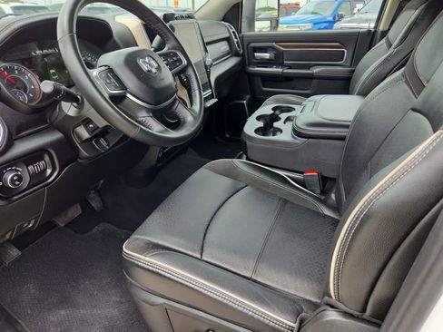 Used 2024 RAM 2500 Laramie w/ Safety Group AWD/4WD image 10