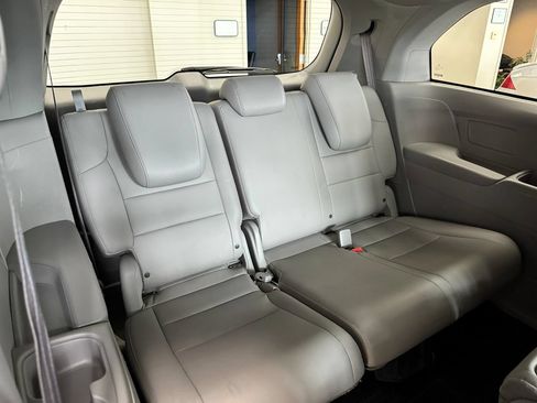 Used 2015 Honda Odyssey EX-L image 51