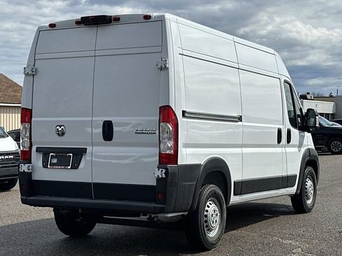 New 2026 RAM ProMaster 1500 w/ Convenience Group FWD image 3