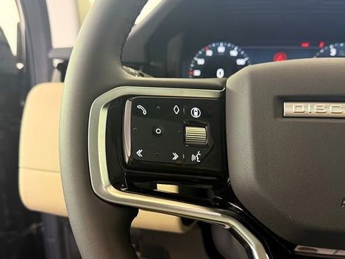 New 2025 Land Rover Discovery Sport S image 21
