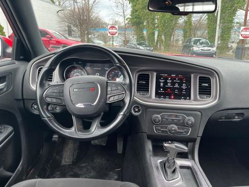 Used 2021 Dodge Charger R/T image 25