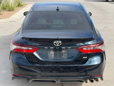 Used 2021 Toyota Camry SE image 14
