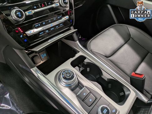Certified 2023 Ford Explorer Limited w/ Limited Technology Package AWD/4WD image 16