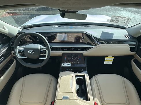 New 2026 INFINITI QX80 Pure image 12