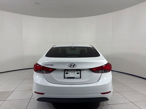 Used 2014 Hyundai Elantra SE w/ Option Group 02 image 4