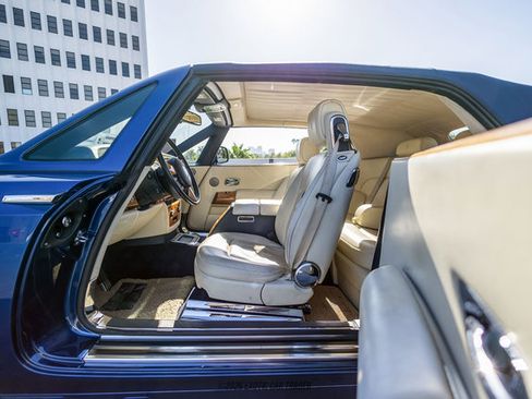 Used 2010 Rolls-Royce Phantom Drophead Coupe RWD image 72