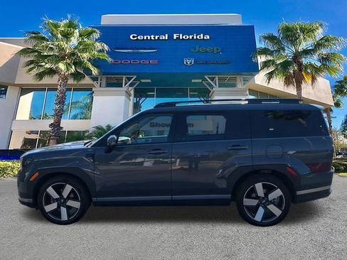 Used 2025 Hyundai Santa Fe Limited FWD image 8