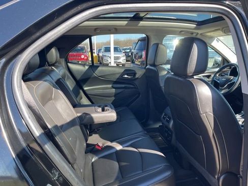 Used 2018 Chevrolet Equinox Premier image 21