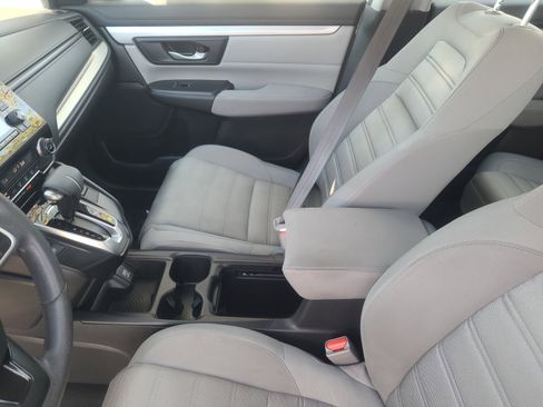 Used 2018 Honda CR-V LX image 15