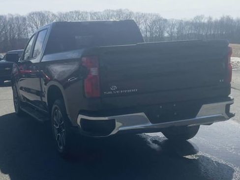 Used 2022 Chevrolet Silverado 1500 LT image 7