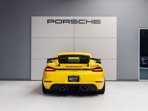 Certified 2024 Porsche 718 Cayman GT4 RS w/ Weissach Package RWD image 6