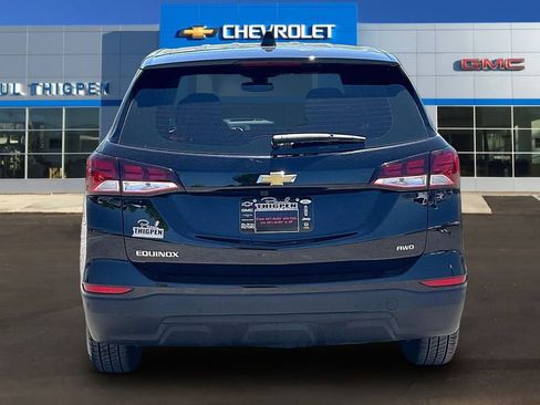 Used 2022 Chevrolet Equinox LS AWD/4WD image 5