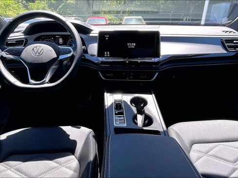 New 2026 Volkswagen Atlas Cross Sport SE AWD/4WD image 15