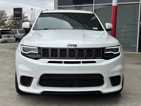 Used 2018 Jeep Grand Cherokee Trackhawk AWD/4WD image 4