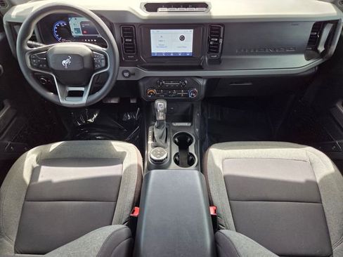 Used 2022 Ford Bronco 4-Door w/ Sasquatch Package AWD/4WD image 18