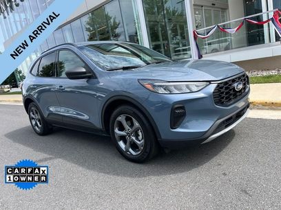 Used 2025 Ford Escape ST-Line w/ Equipment Group 301A
