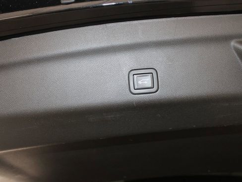 Used 2023 GMC Yukon Denali w/ Max Trailering Package image 34