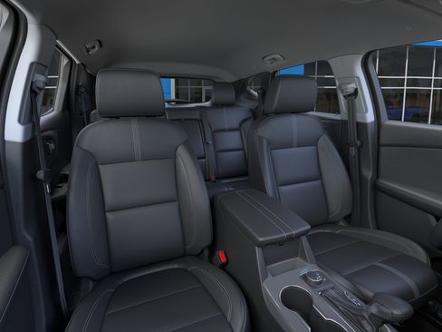 New 2026 Chevrolet Blazer LT w/ Sound & Technology Package FWD image 16