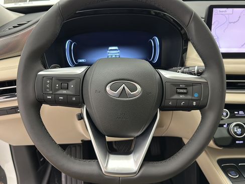Used 2024 INFINITI QX60 Luxe AWD/4WD image 16