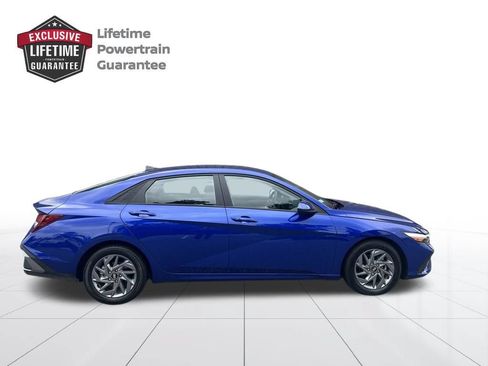 Used 2024 Hyundai Elantra SEL FWD image 6