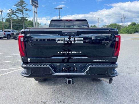 Used 2025 GMC Sierra 2500 Denali Ultimate AWD/4WD image 5