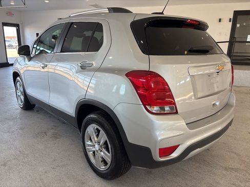 Used 2019 Chevrolet Trax LT w/ Driver Confidence Package image 19