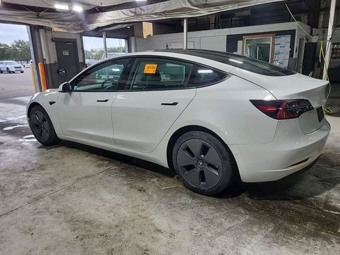 Used 2022 Tesla Model 3 Long Range image 3