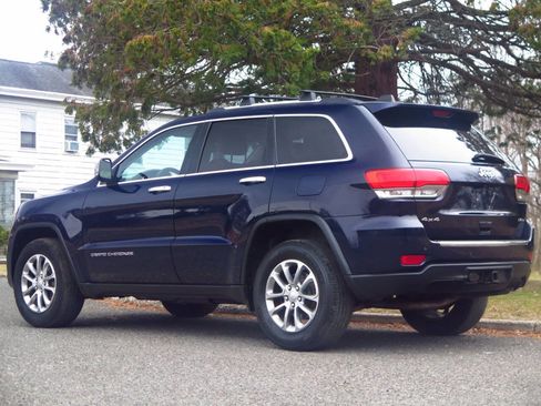 Used 2015 Jeep Grand Cherokee Limited w/ Trailer Tow Group IV image 3