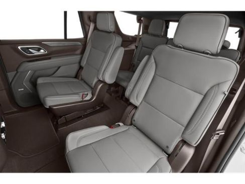 Used 2021 GMC Yukon SLT w/ SLT Premium Package AWD/4WD image 13