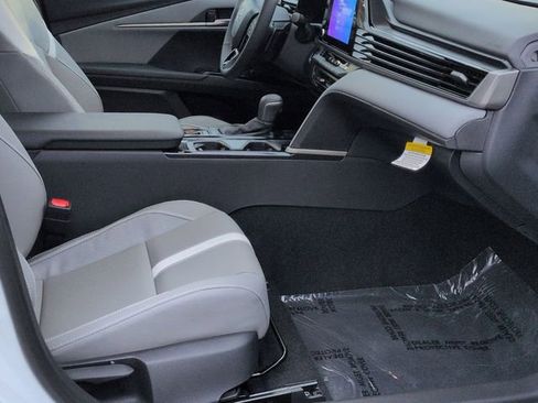 Certified 2026 Toyota Camry SE w/ Convenience Package image 29