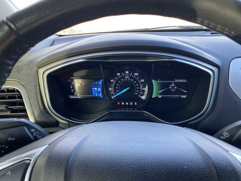 Used 2016 Ford Fusion SE image 14