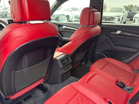 Certified 2024 Audi SQ5 Premium Plus image 26