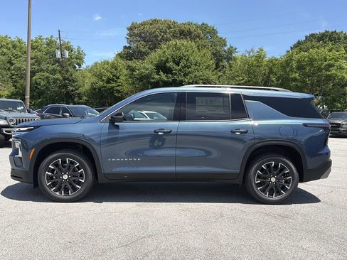 New 2026 Chevrolet Traverse LT w/ Sun and Wheel Package FWD image 20