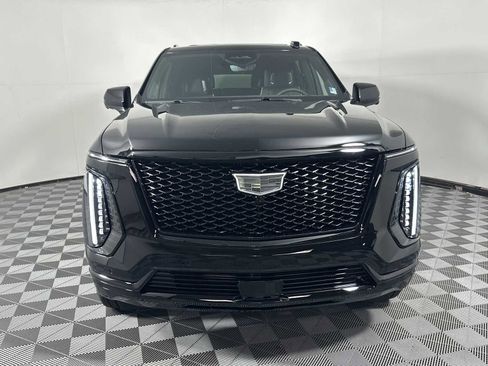 Used 2026 Cadillac Escalade ESV Platinum Sport AWD/4WD image 2