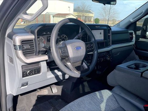 Used 2025 Ford F250 XLT w/ FX4 Off-Road Package image 13
