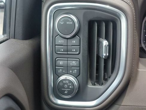 Used 2023 GMC Sierra 2500 SLT w/ SLT Premium Package AWD/4WD image 21