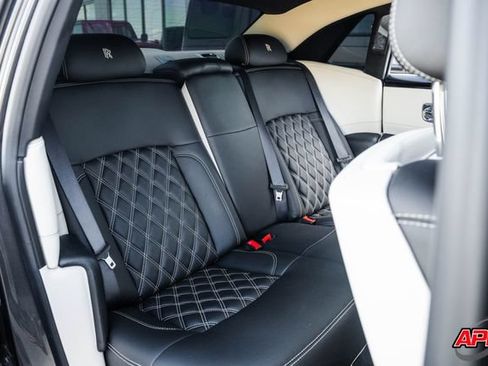 Used 2014 Rolls-Royce Ghost RWD image 77