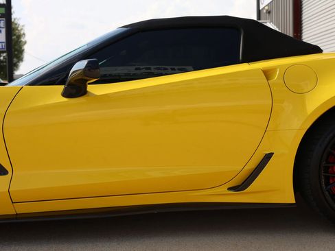 Used 2016 Chevrolet Corvette Z06 w/ 2LZ Preferred Equipment Group image 14