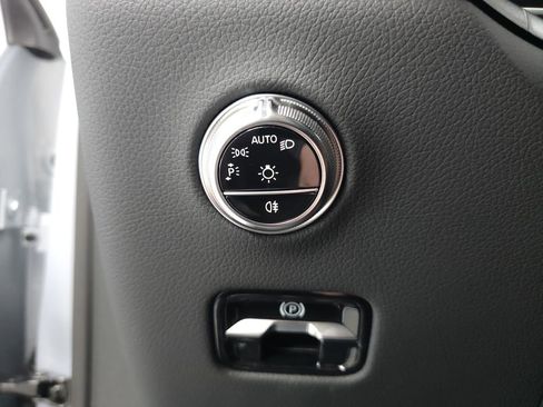 Certified 2025 Mercedes-Benz GLC 300 4MATIC image 10