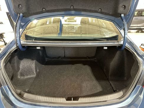 Used 2024 Chevrolet Malibu LS image 19