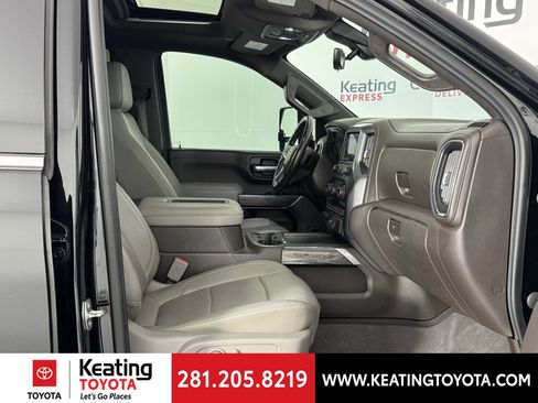 Used 2020 Chevrolet Silverado 2500 LTZ w/ LTZ Premium Package image 20