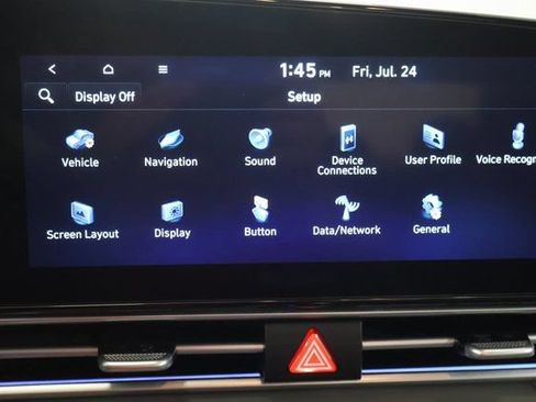 Used 2025 Hyundai Elantra SEL FWD image 21