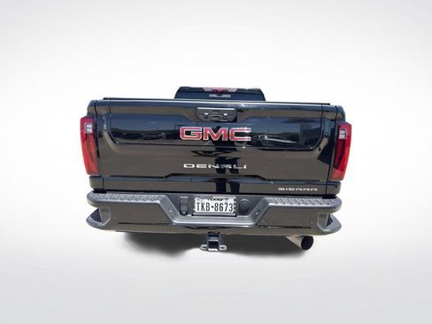 Used 2024 GMC Sierra 2500 Denali w/ Denali Reserve Package AWD/4WD image 10