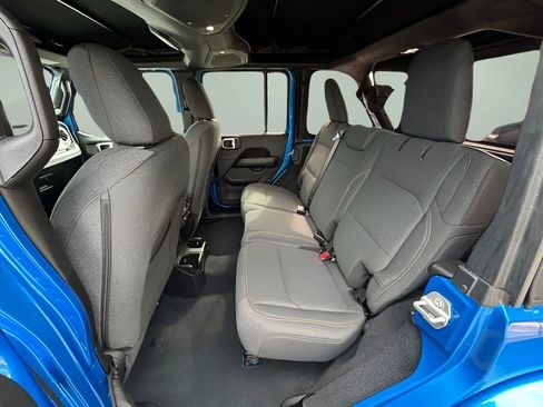 Certified 2024 Jeep Wrangler Sahara image 18