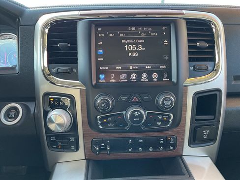 Used 2016 RAM 1500 Laramie w/ Convenience Group image 12
